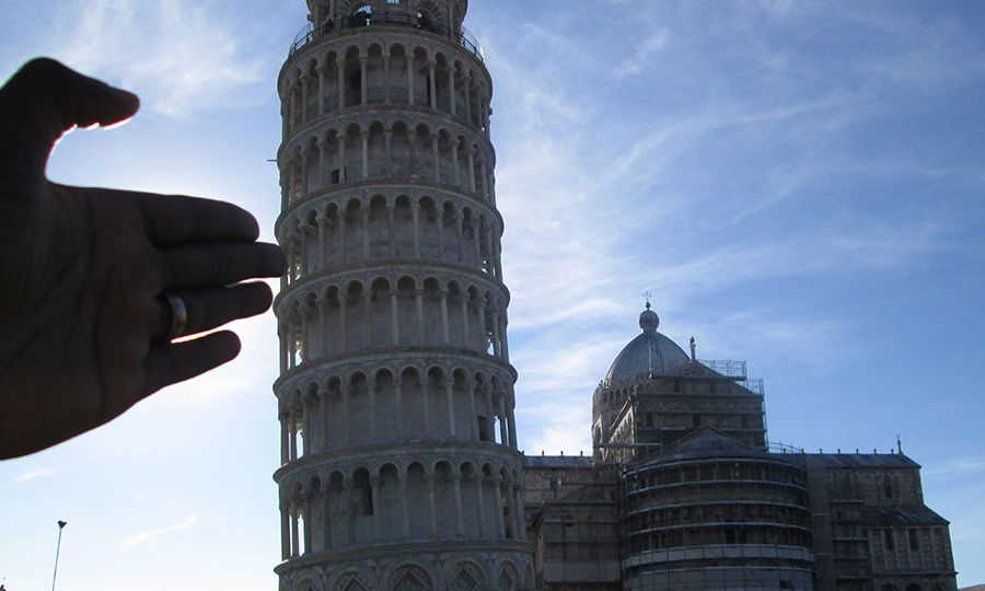 Leaning-Tower-of-Pisa-Chronos-Studeos-Italy-Featured-1